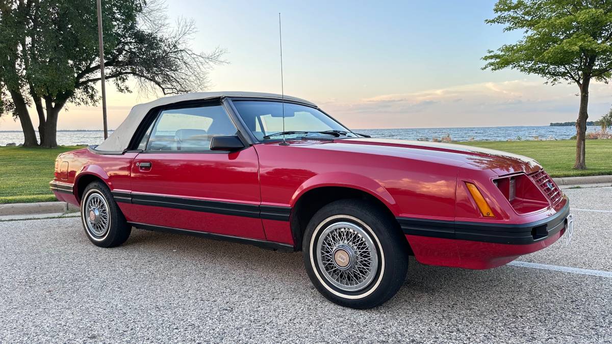 Ford-mustang-glx-1984-red-8