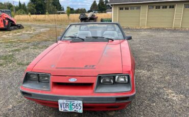 Ford-mustang-gt-1986-red