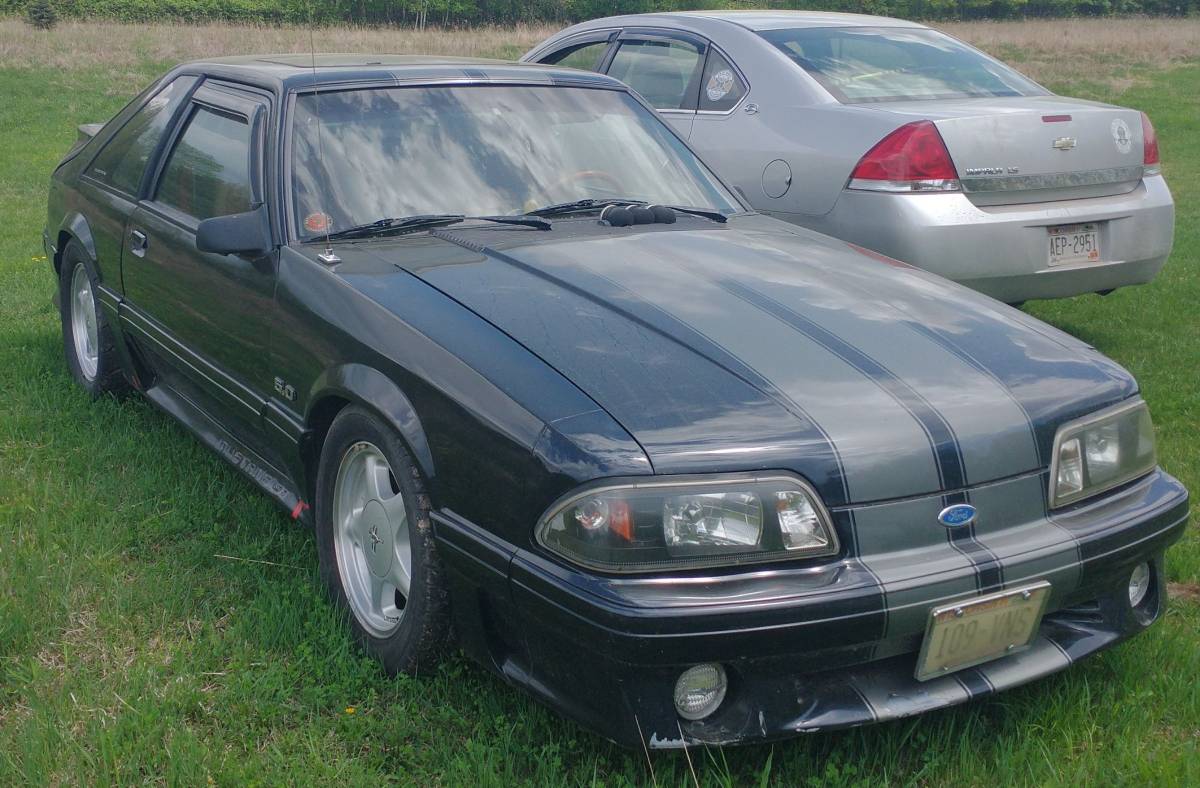 Ford-mustang-gt-1988-black-7