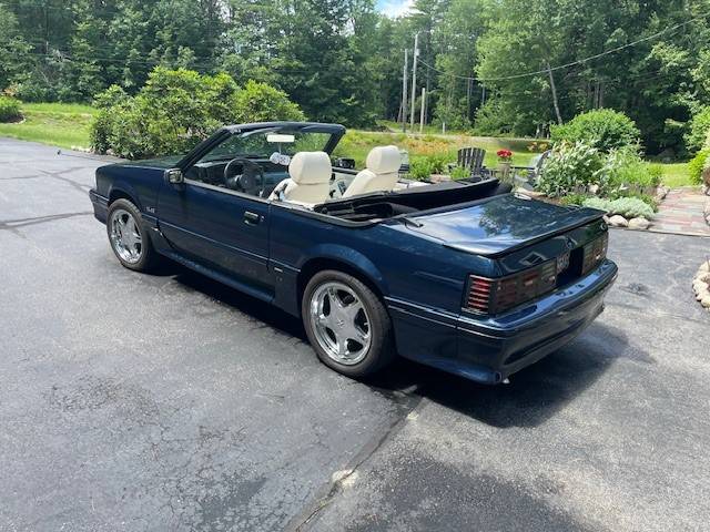 Ford-mustang-gt-1988-blue
