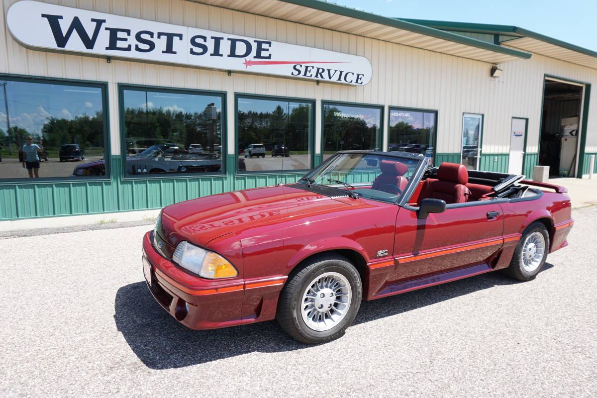 Ford-mustang-gt-1988-red-1