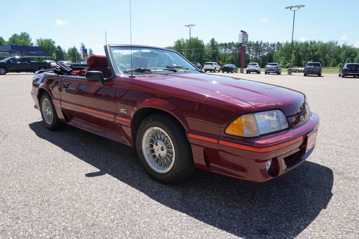 Ford-mustang-gt-1988-red-4
