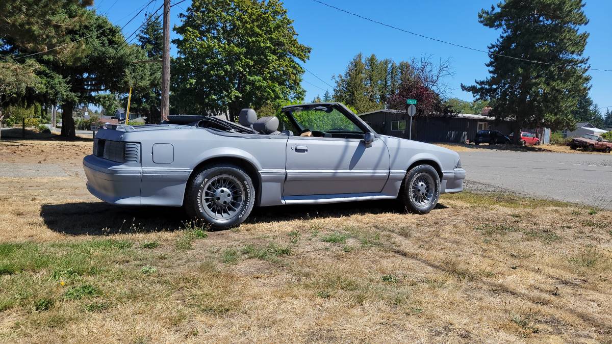 Ford-mustang-gt-1989-3