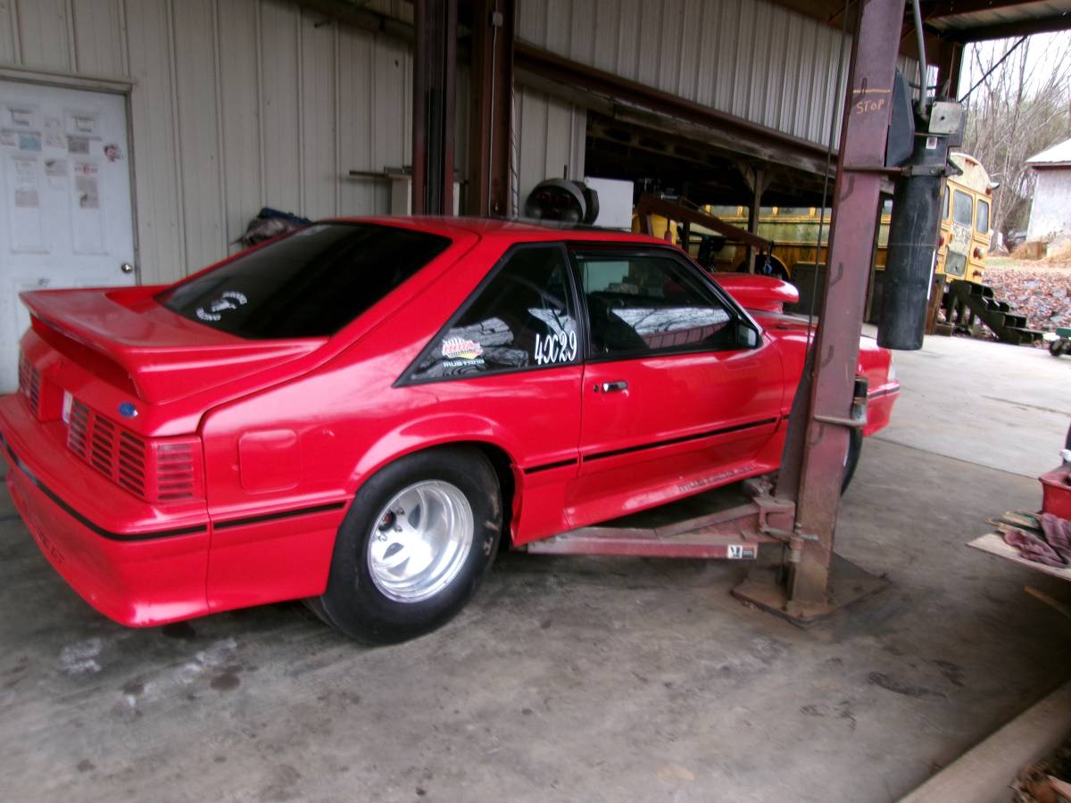 Ford-mustang-gt-1989-red-20