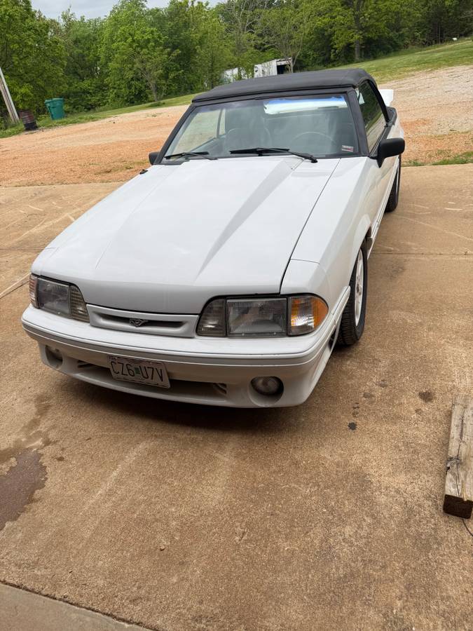 Ford-mustang-gt-1991-white-3
