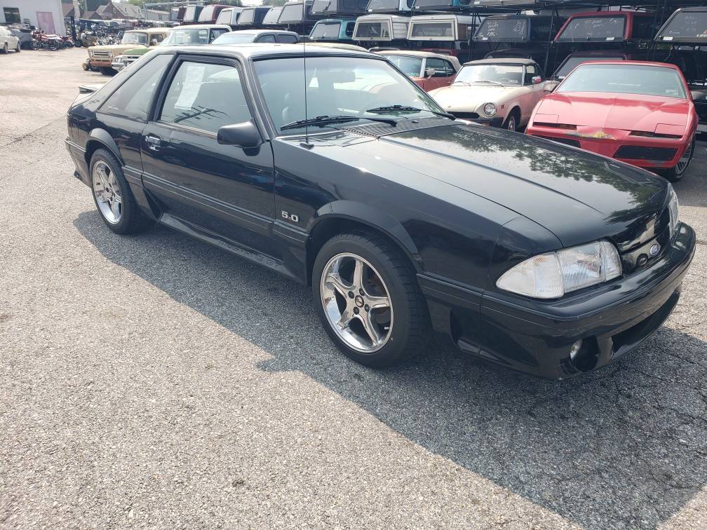 Ford-mustang-gt-1992-black-2