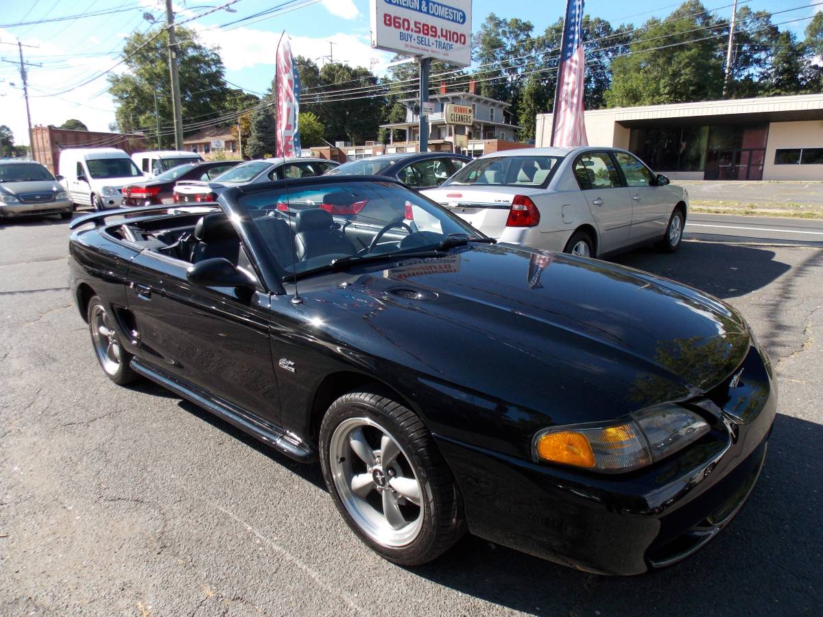 Ford-mustang-gt-1995-black-1