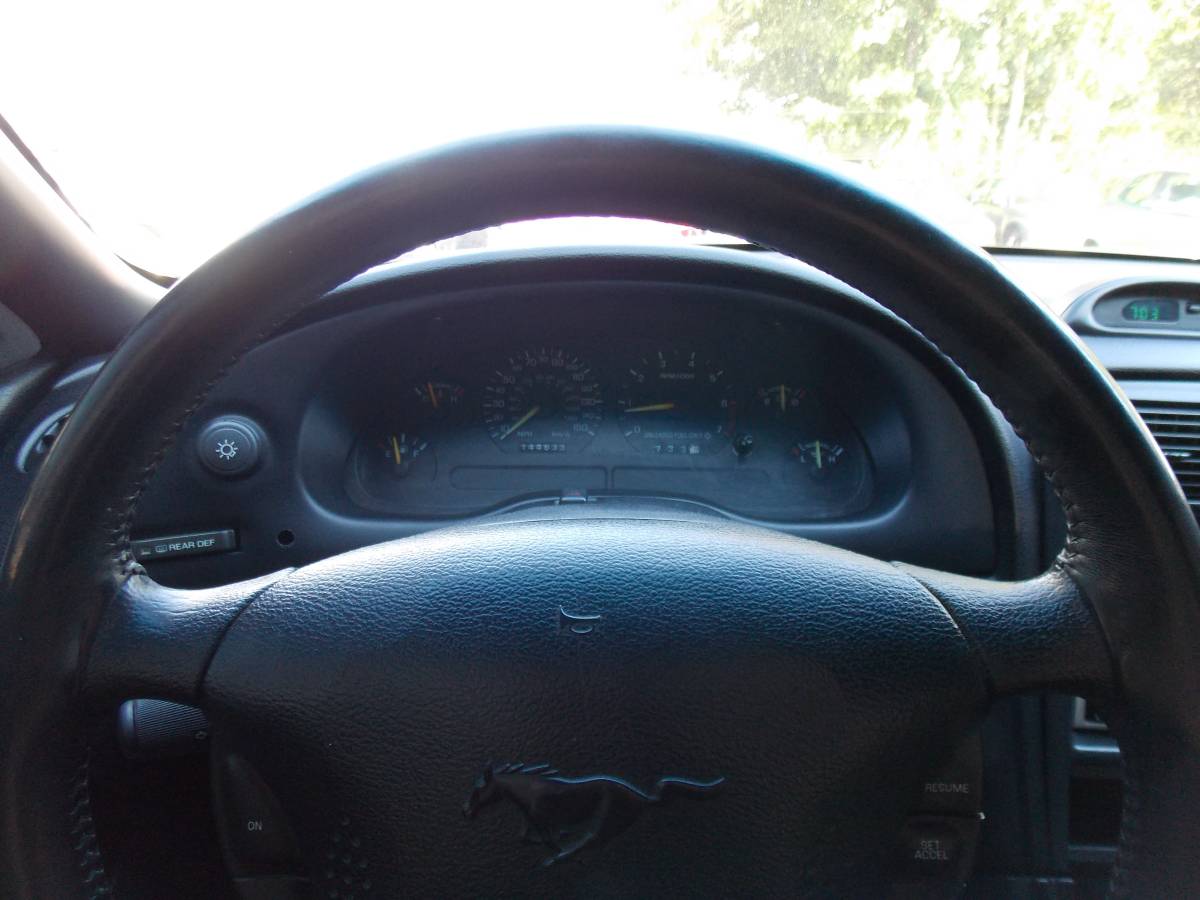 Ford-mustang-gt-1995-black-7