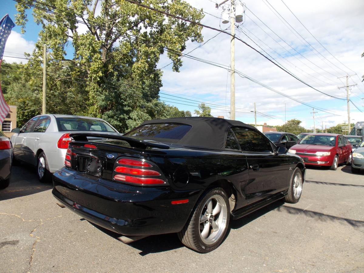 Ford-mustang-gt-1995-black-9