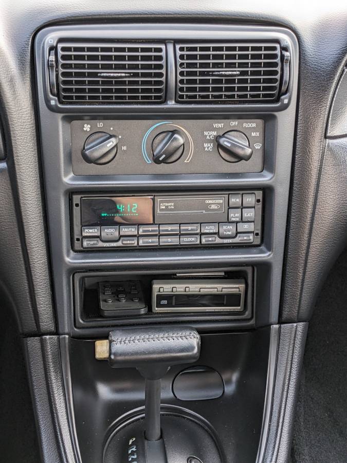 Ford-mustang-gt-5.0-1995-2