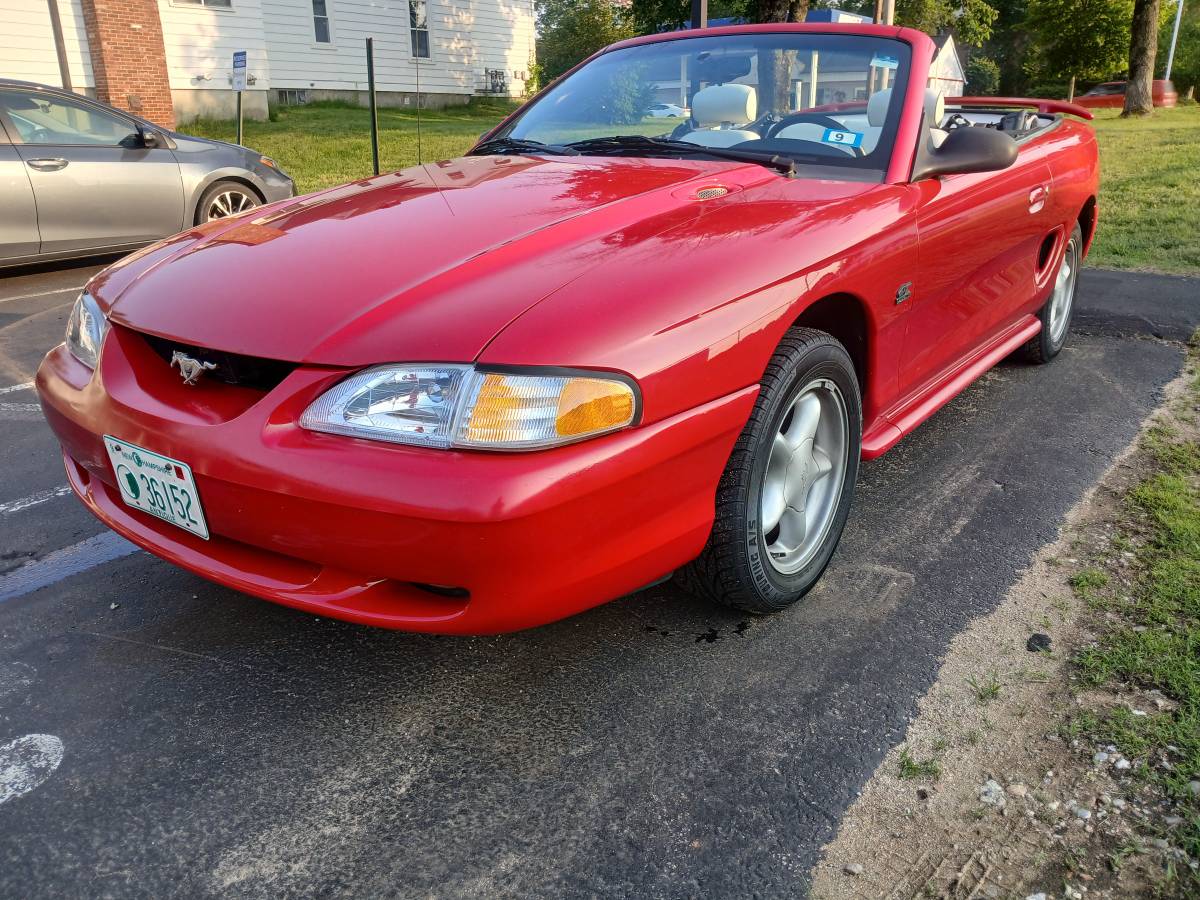 Ford-mustang-gt-5.0-convertible-1994-red-19