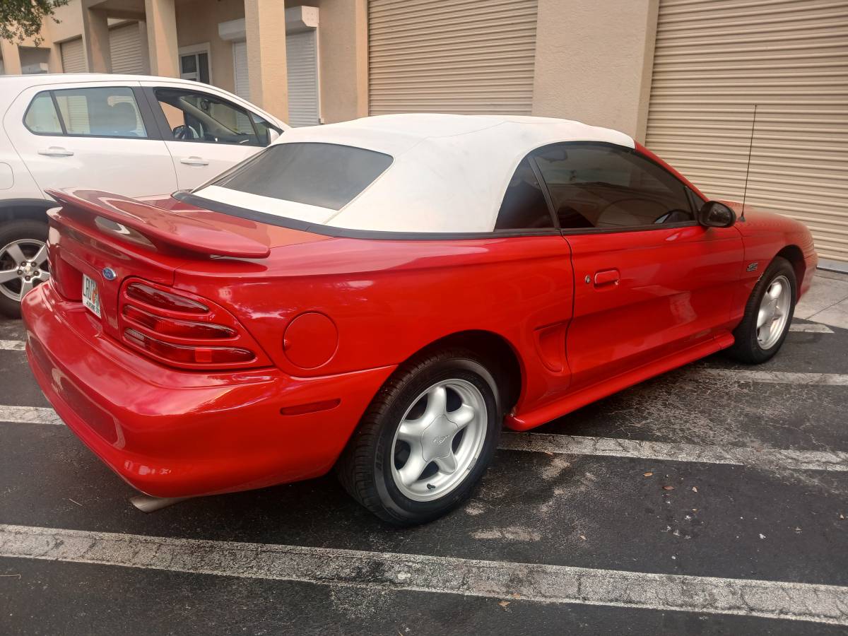 Ford-mustang-gt-5.0-convertible-1994-red-2