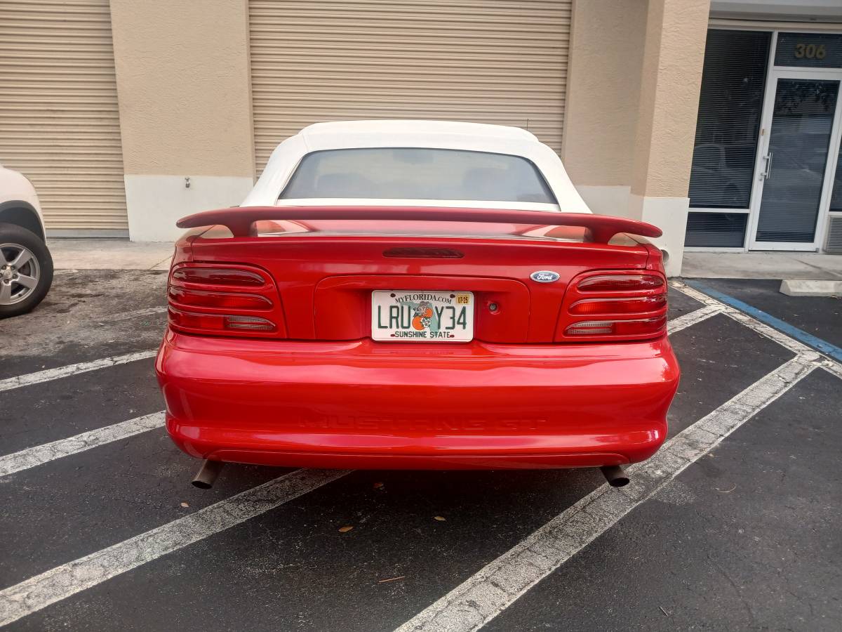 Ford-mustang-gt-5.0-convertible-1994-red-4
