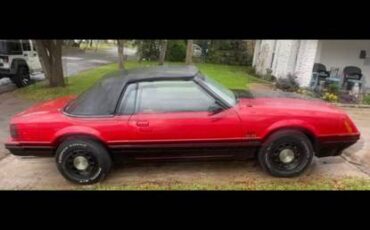 Ford-mustang-gt-convertible-1984-red-5