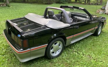 Ford-mustang-gt-convertible-1987-1