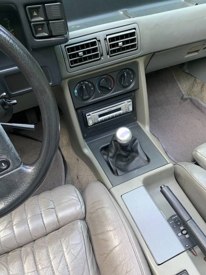 Ford-mustang-gt-convertible-1987-11