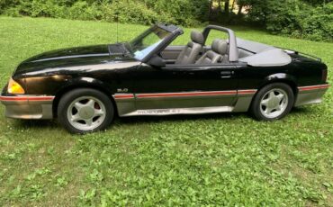 Ford-mustang-gt-convertible-1987-19