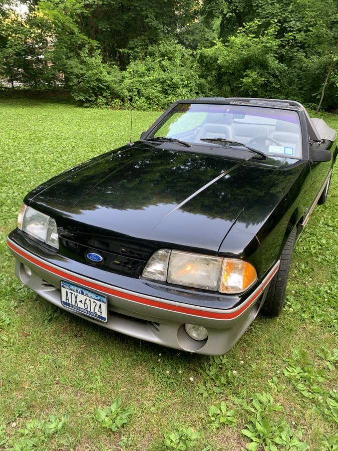 Ford-mustang-gt-convertible-1987-5