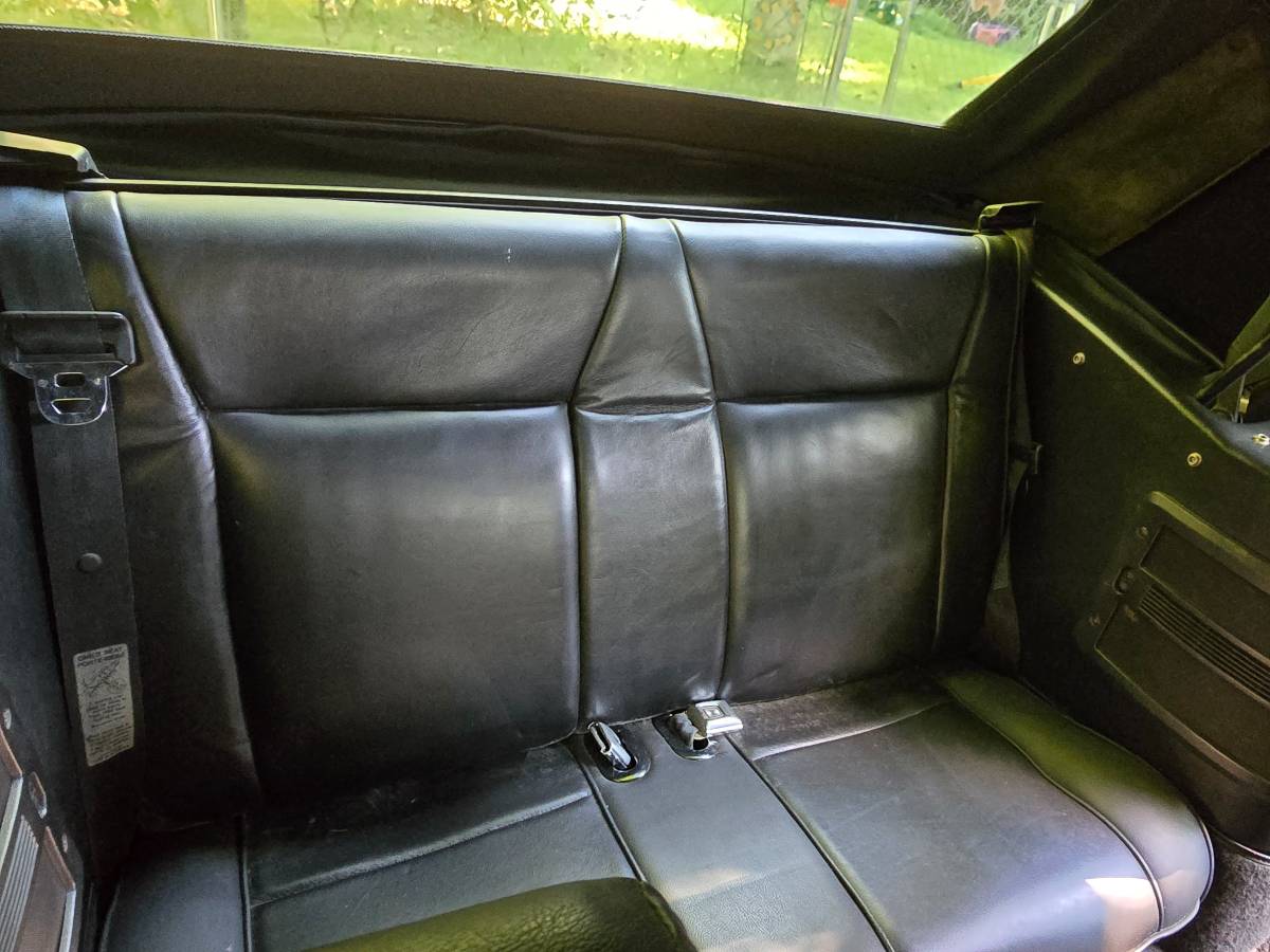 Ford-mustang-gt-convertible-1990-silver-7