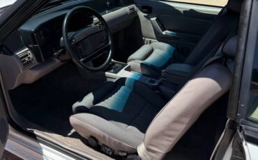 Ford-mustang-gt-convertible-1991-white-8