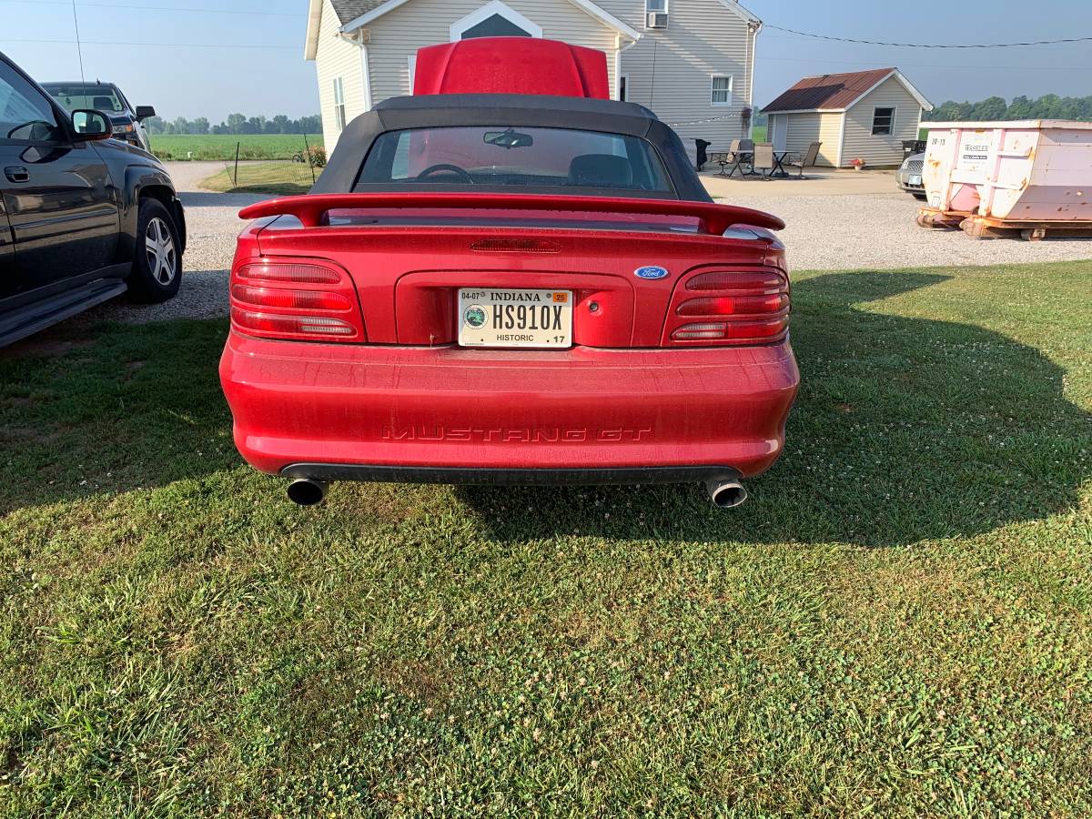Ford-mustang-gt-convertible-1994-red-4