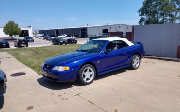 Ford-mustang-gt-convertible-1995-2