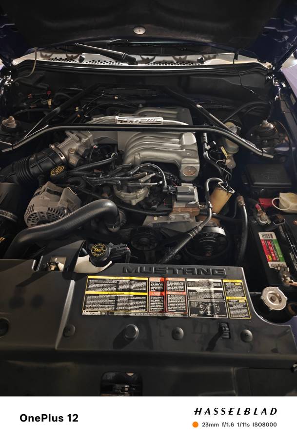 Ford-mustang-gt-convertible-1995-4