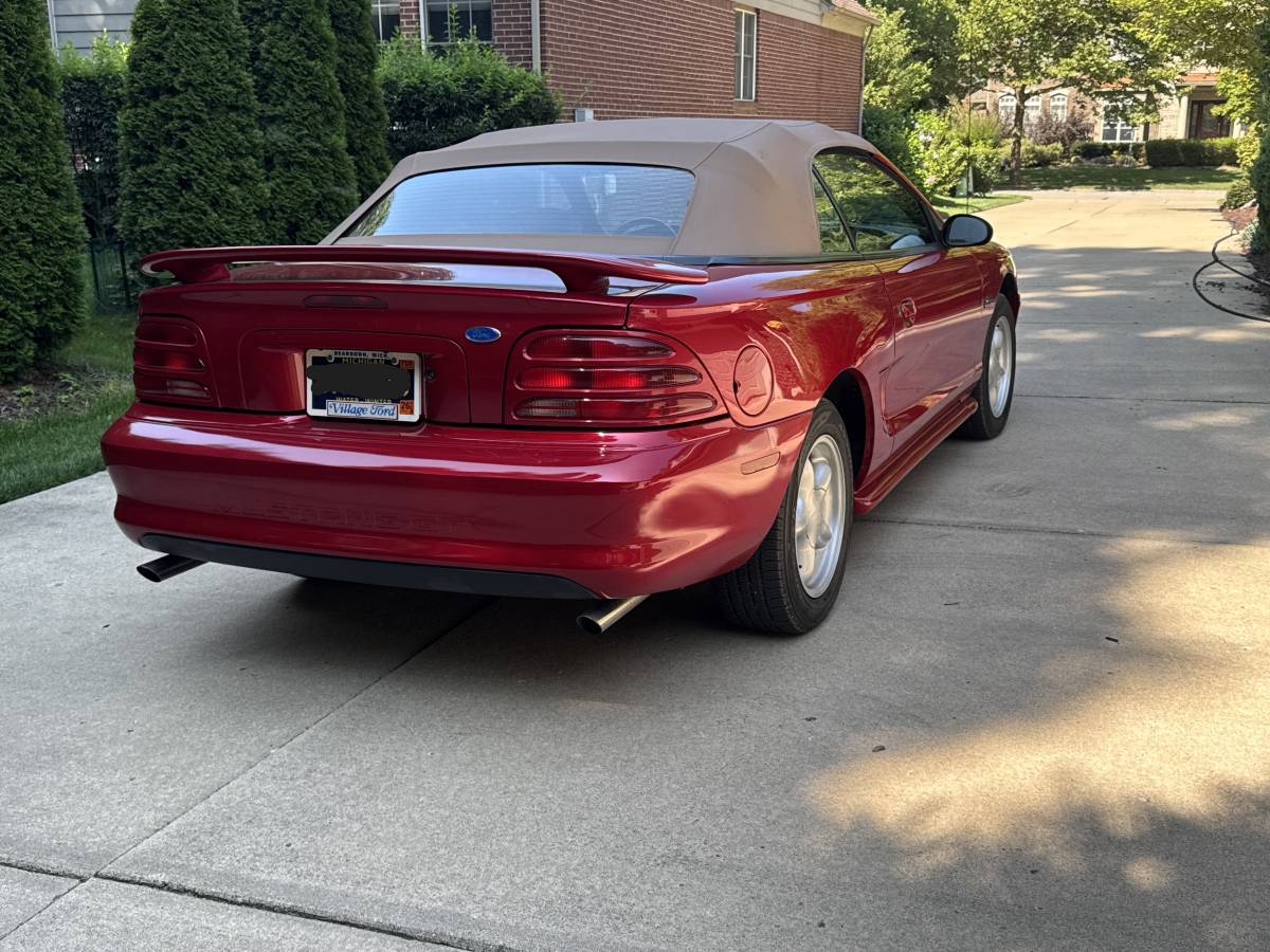 Ford-mustang-gt-convertible-1995-red-1