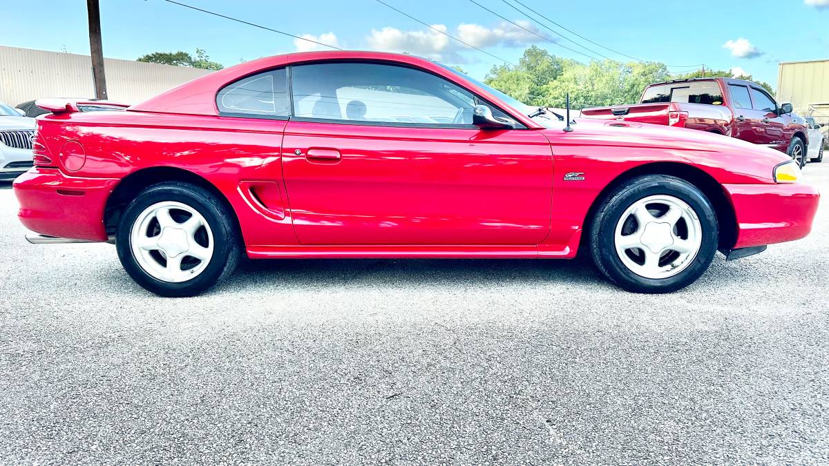 Ford-mustang-gt-coupe-1995-red-19