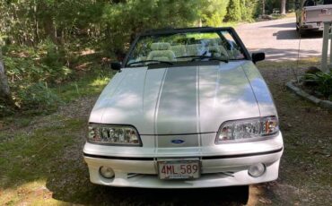 Ford-mustang-gt-premium-1992-white-9