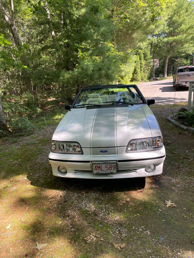 Ford-mustang-gt-premium-1992-white-9