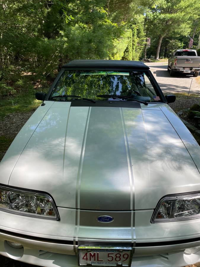 Ford-mustang-gt-premium-1992-white