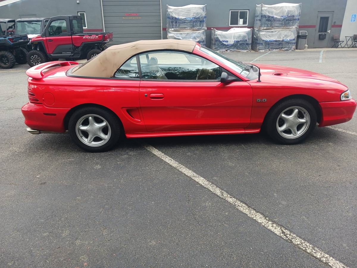 Ford-mustang-gt-premium-1994-red-2