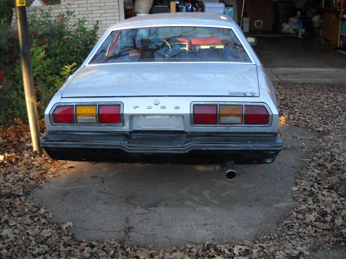 Ford-mustang-ii-1978-silver-15