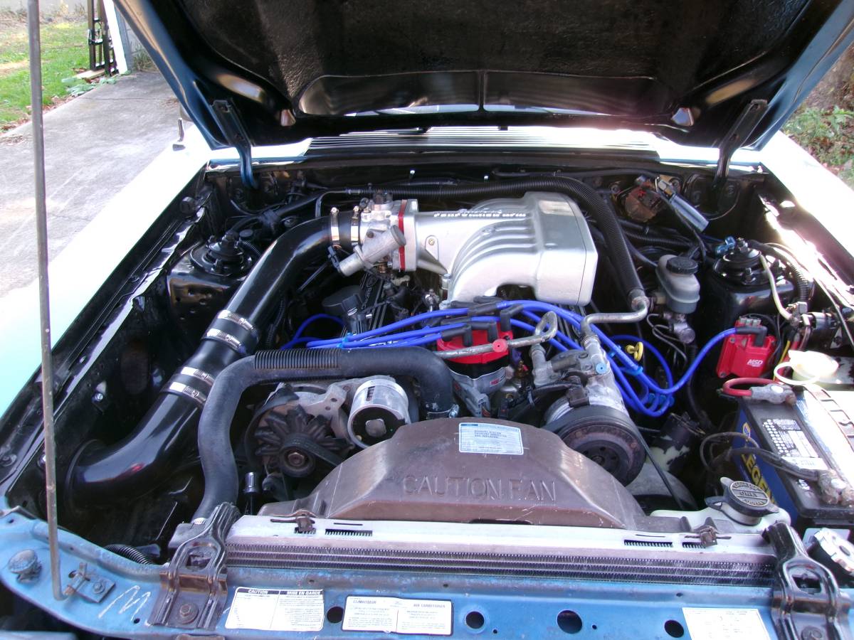 Ford-mustang-lx-1988-blue-10
