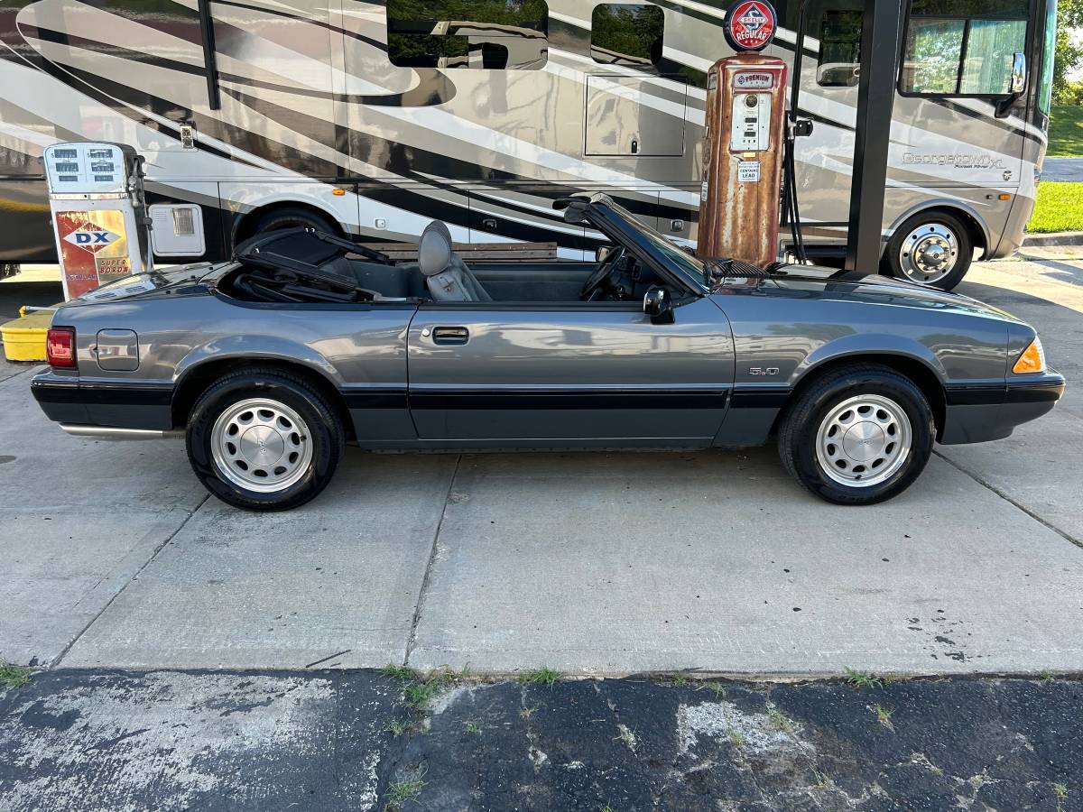 Ford-mustang-lx-1989-1