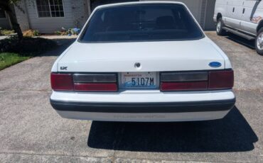 Ford-mustang-lx-1989-white-8