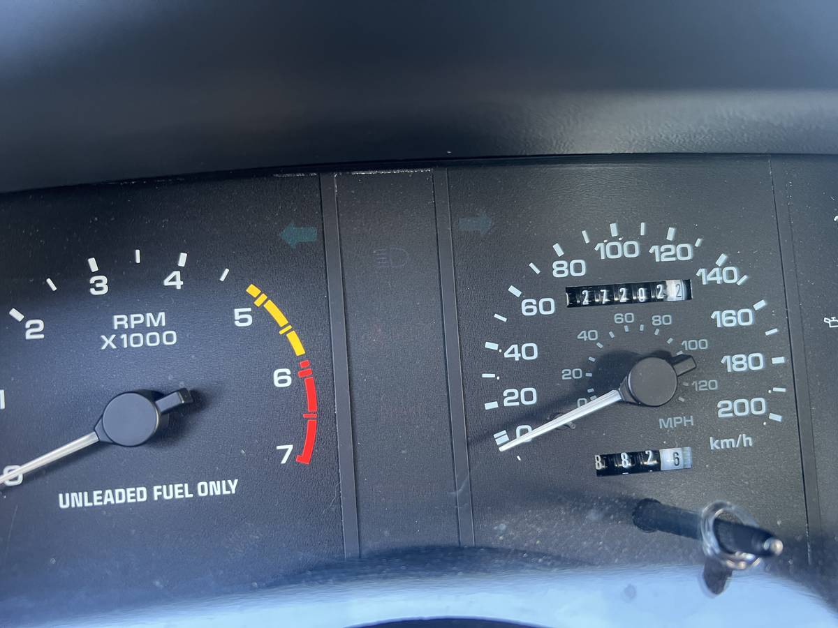Ford-mustang-lx-5.0-1992-11