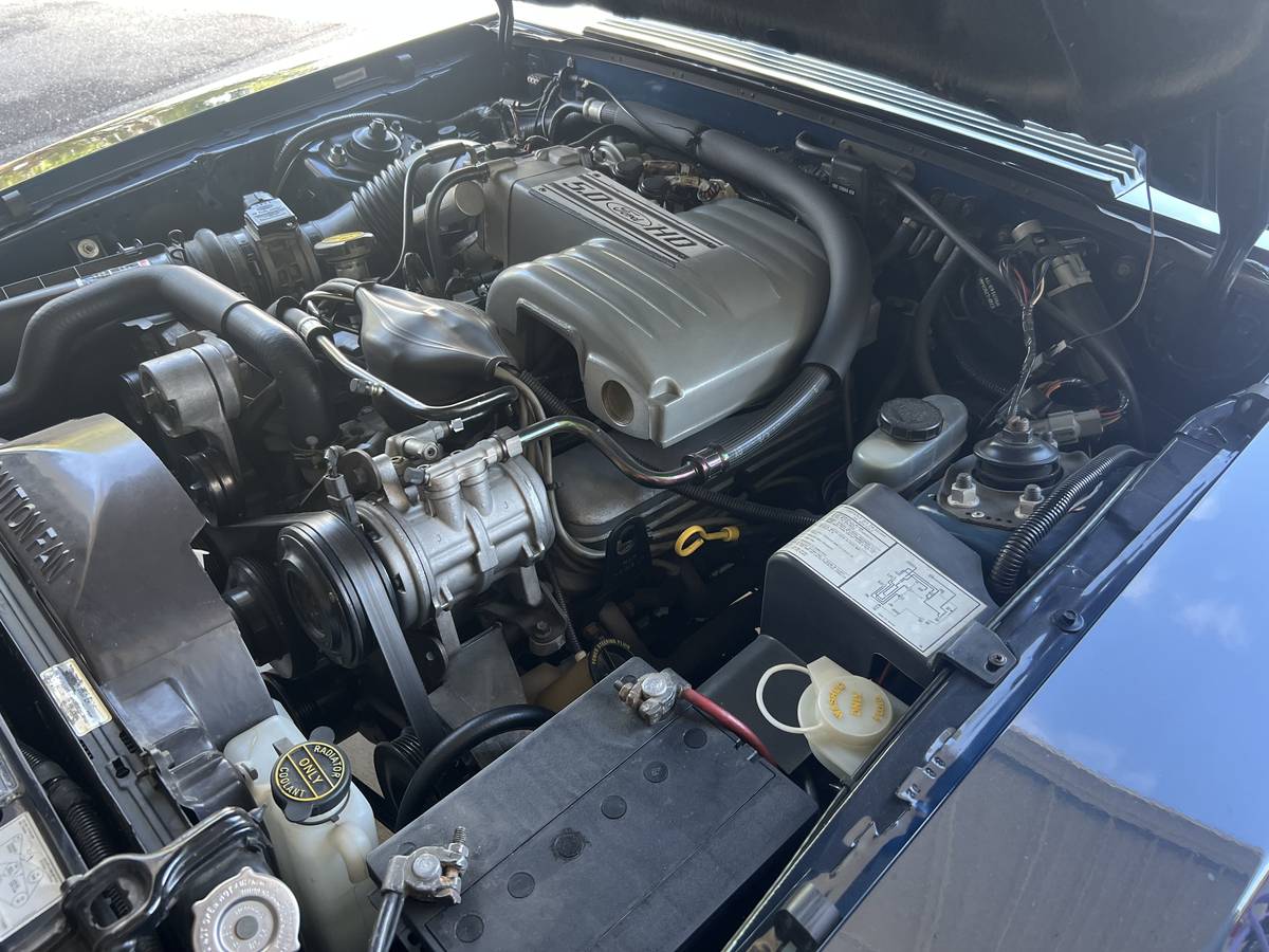 Ford-mustang-lx-5.0-1992-17