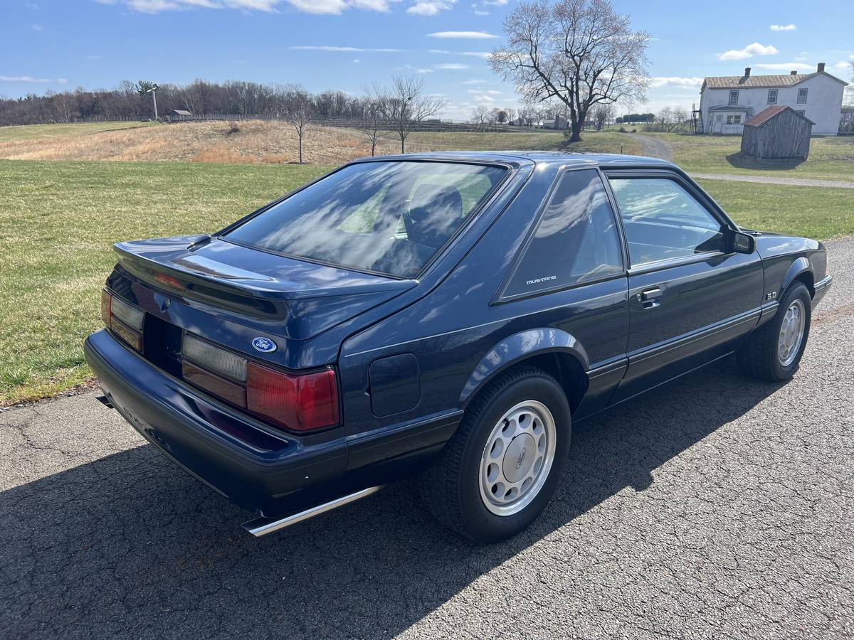 Ford-mustang-lx-5.0-1992-5