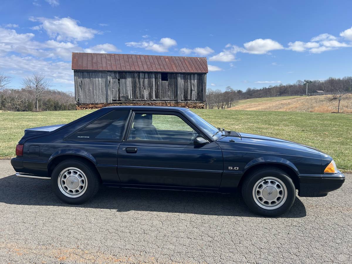 Ford-mustang-lx-5.0-1992-6