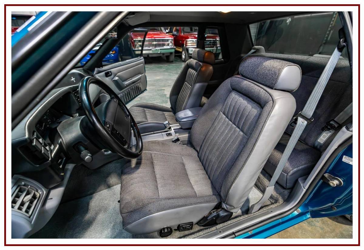 Ford-mustang-lx-coupe-1993-blue-21