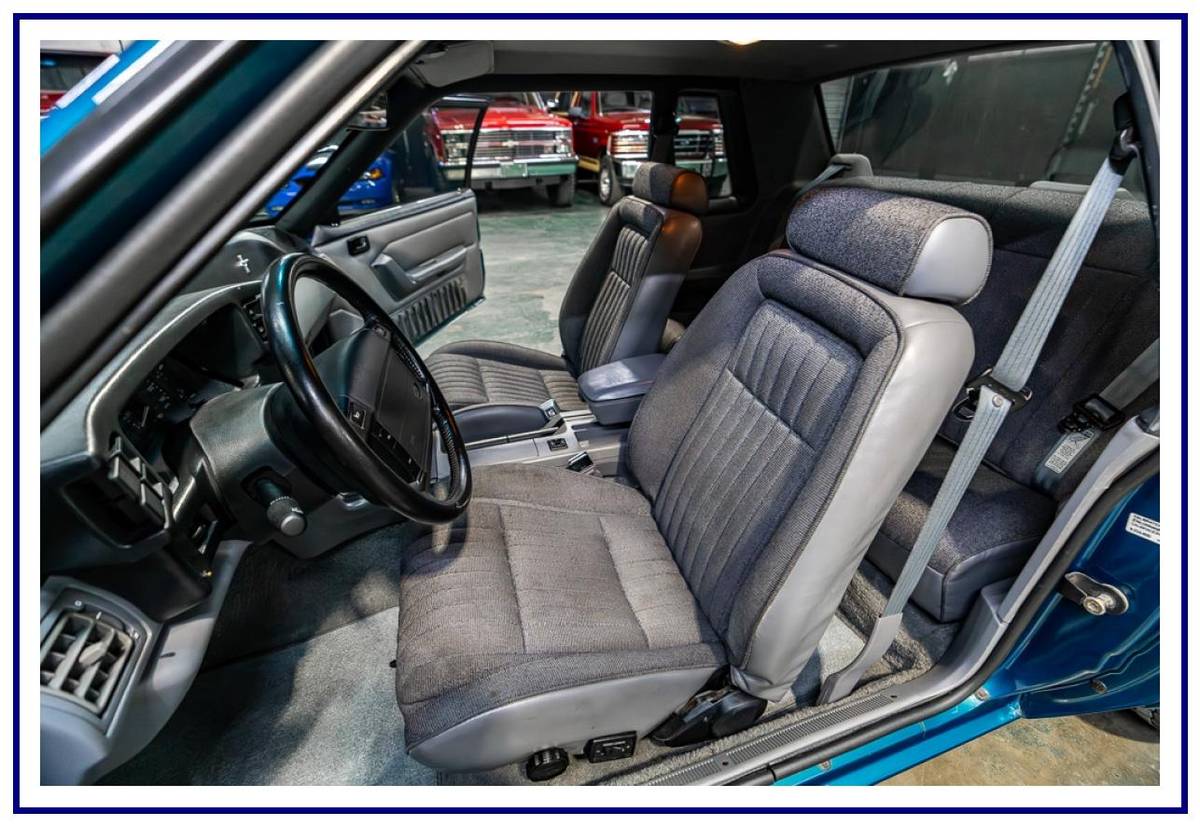 Ford-mustang-lx-coupe-1993-blue-30
