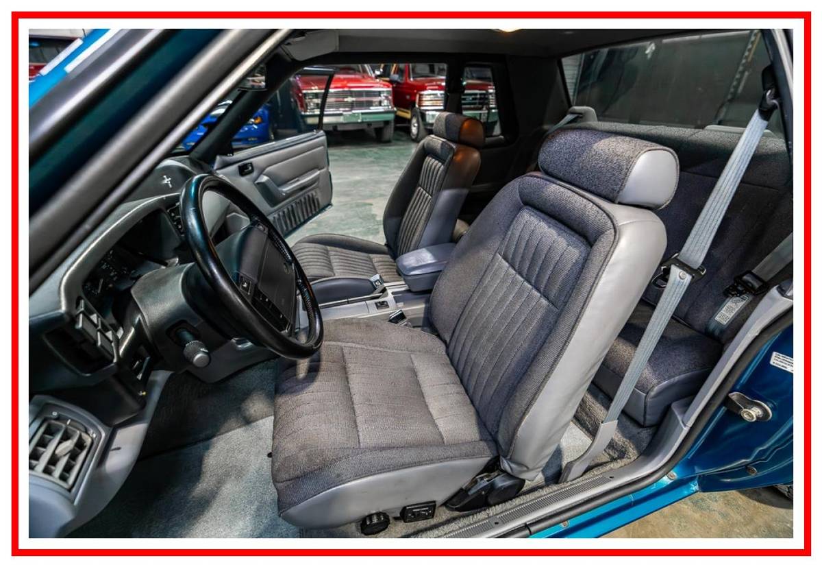Ford-mustang-lx-coupe-1993-blue-7