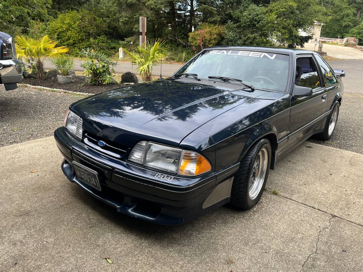 Ford-mustang-saleen-1990-10