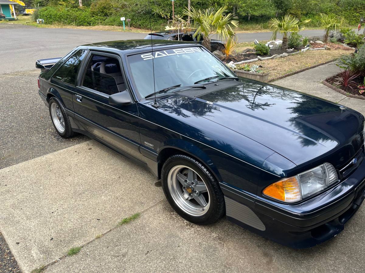 Ford-mustang-saleen-1990