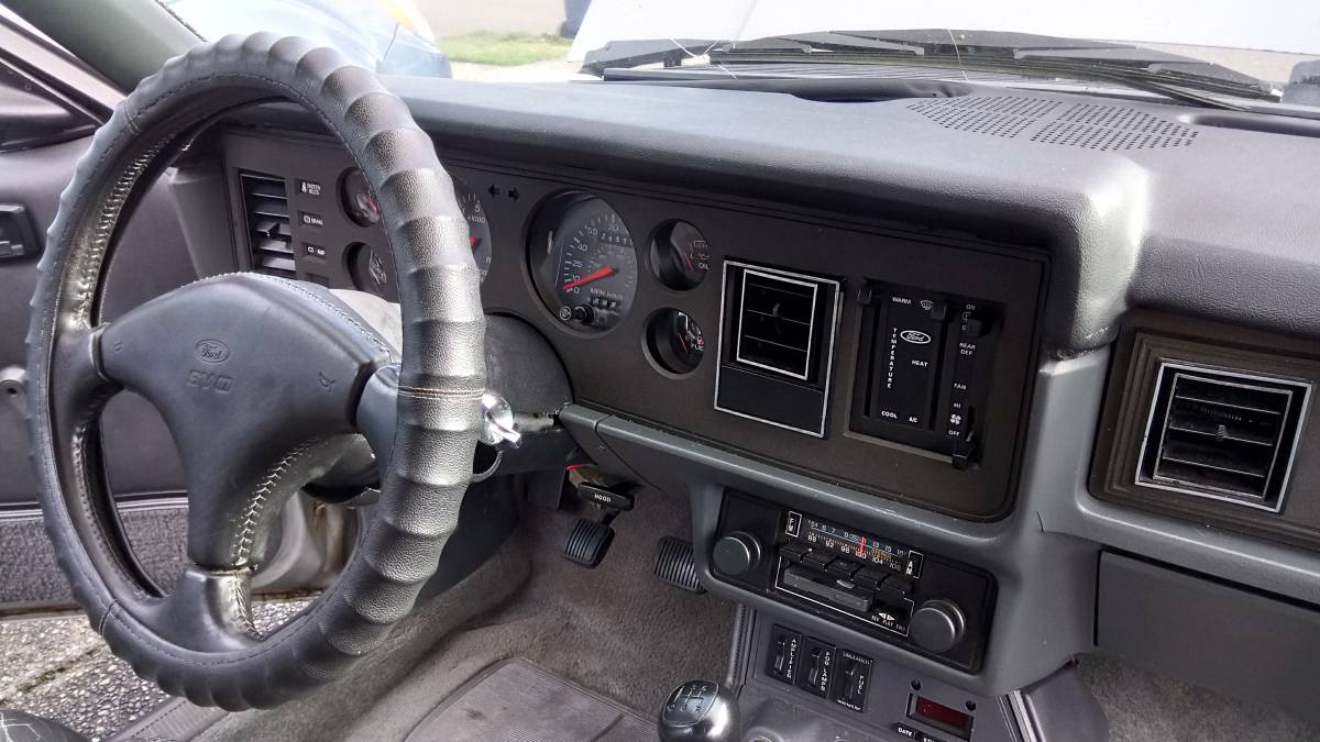 Ford-mustang-svo-1984-silver-14