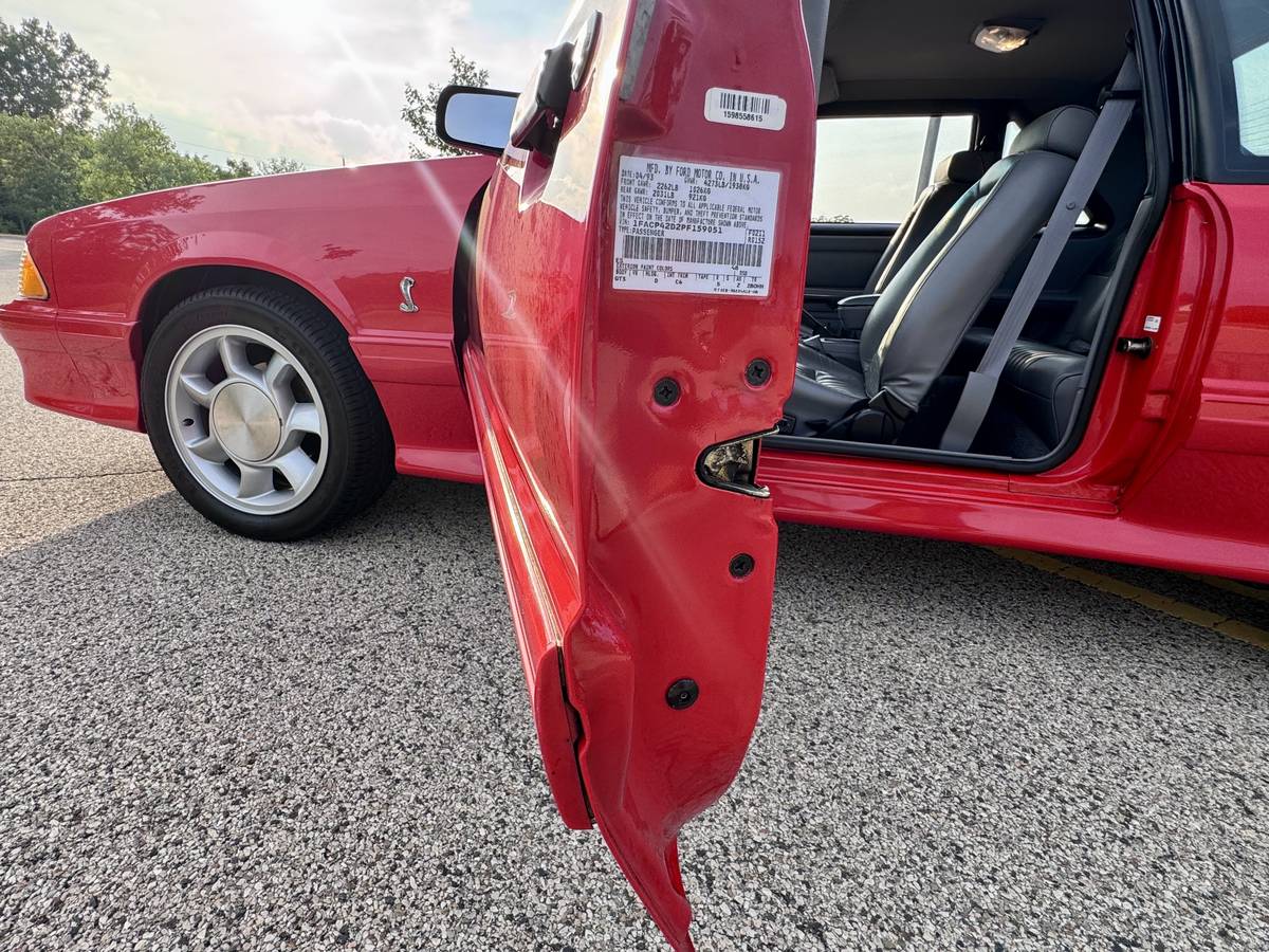 Ford-mustang-svt-cobra-1993-red-18