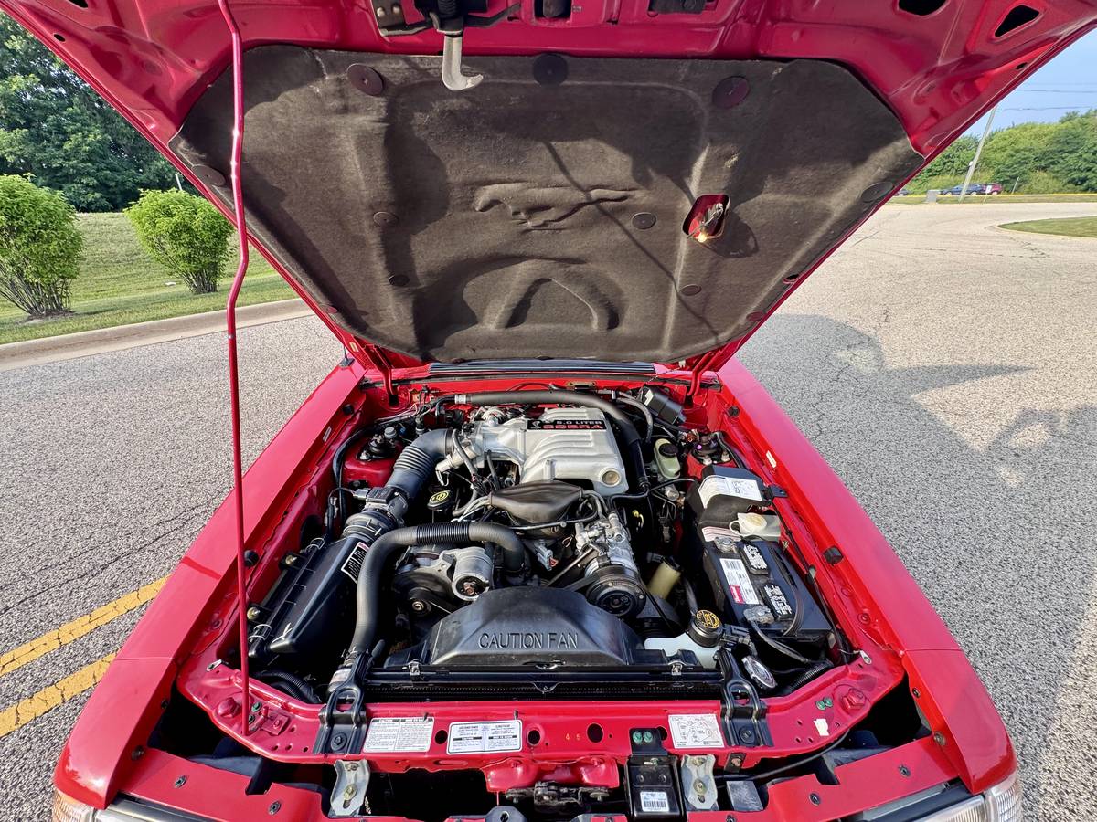 Ford-mustang-svt-cobra-1993-red-27