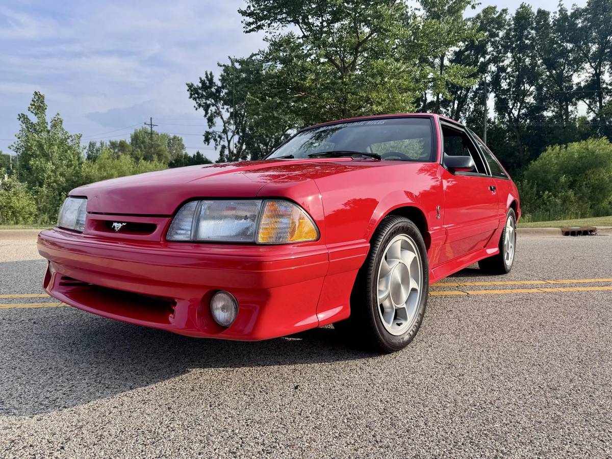 Ford-mustang-svt-cobra-1993-red-32